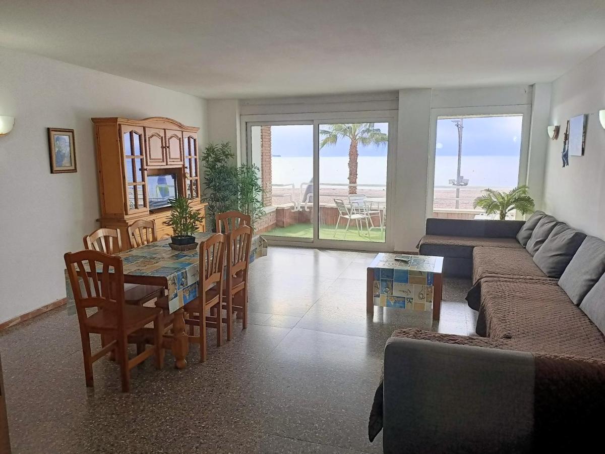 Piso Jover Alojamiento Para Mayores De 25 Anos !! Lloret de Mar Exteriör bild
